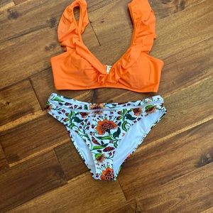 Cupshe swimsuit. Orange and white. Size large.